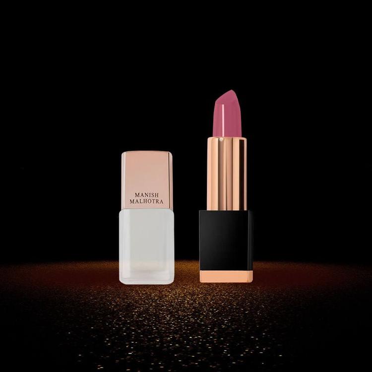 BACKSTAGE-TOUCH-UP-KIT-1.jpg